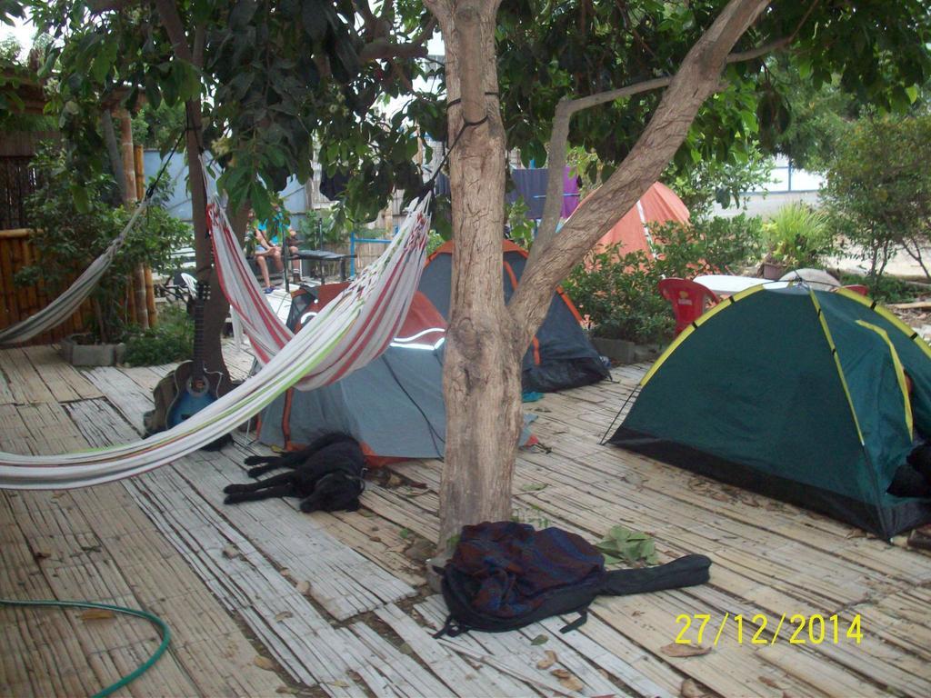 Hostal Camping Beach Salinas  Buitenkant foto