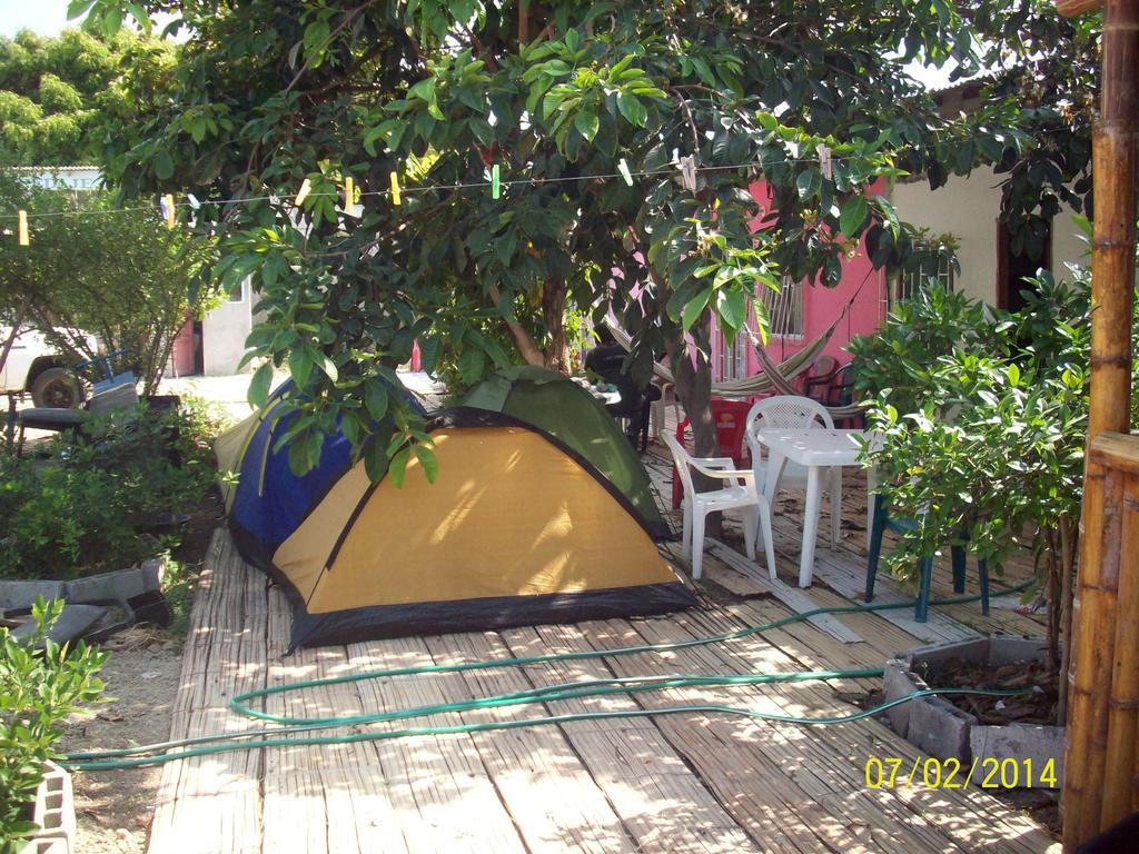Hostal Camping Beach Salinas  Buitenkant foto