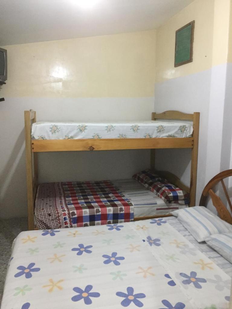 Hostal Camping Beach Salinas  Buitenkant foto